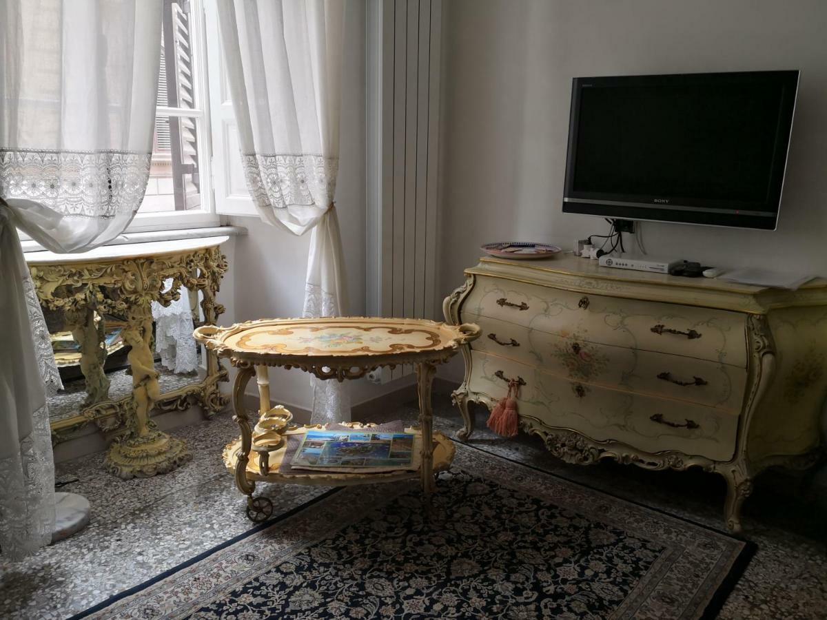 Apartament Felikshouse Rzym Zewnętrze zdjęcie
